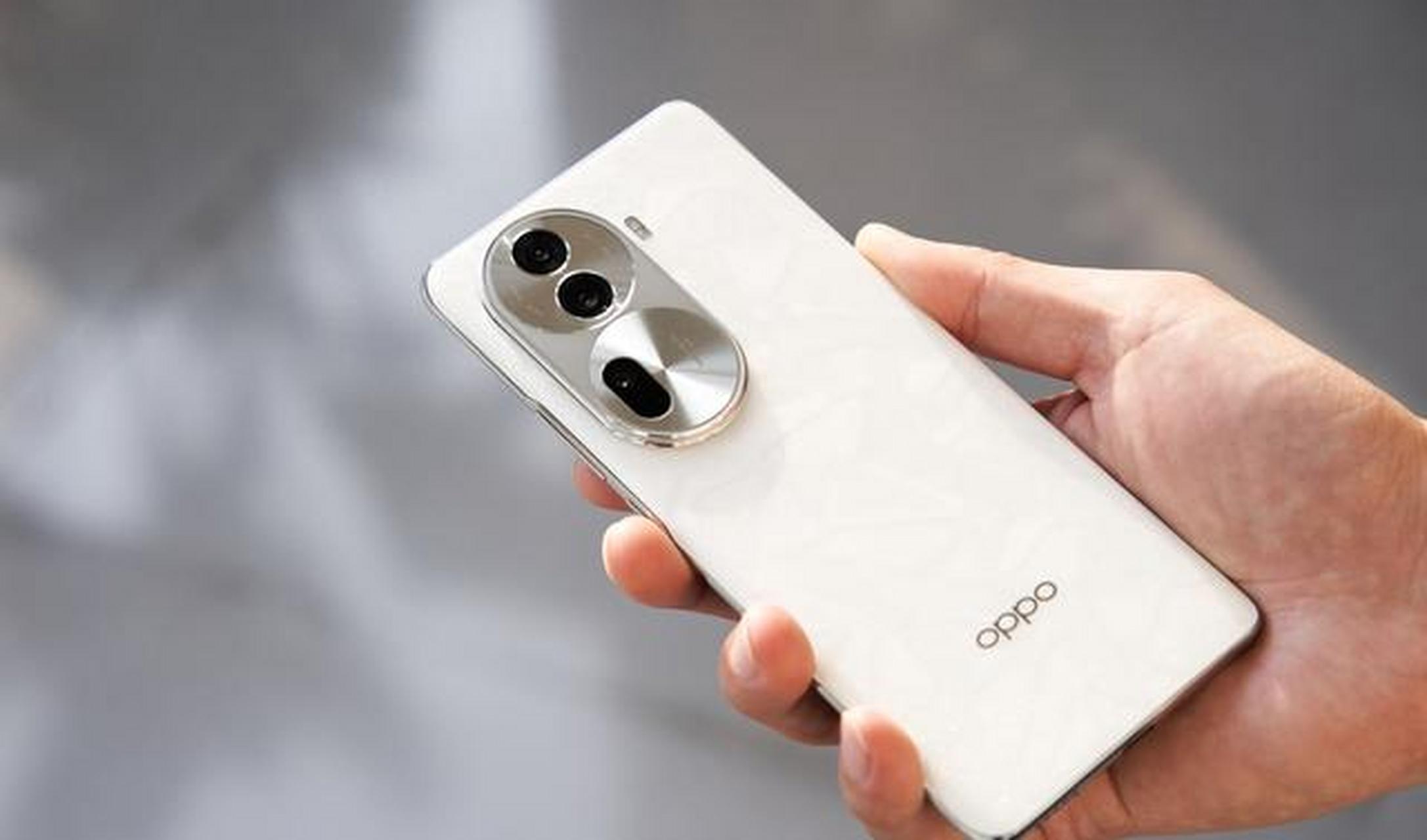 opporeno10,卓越人像拍摄手机!5k单反级摄像头,2倍光学变焦& 3.