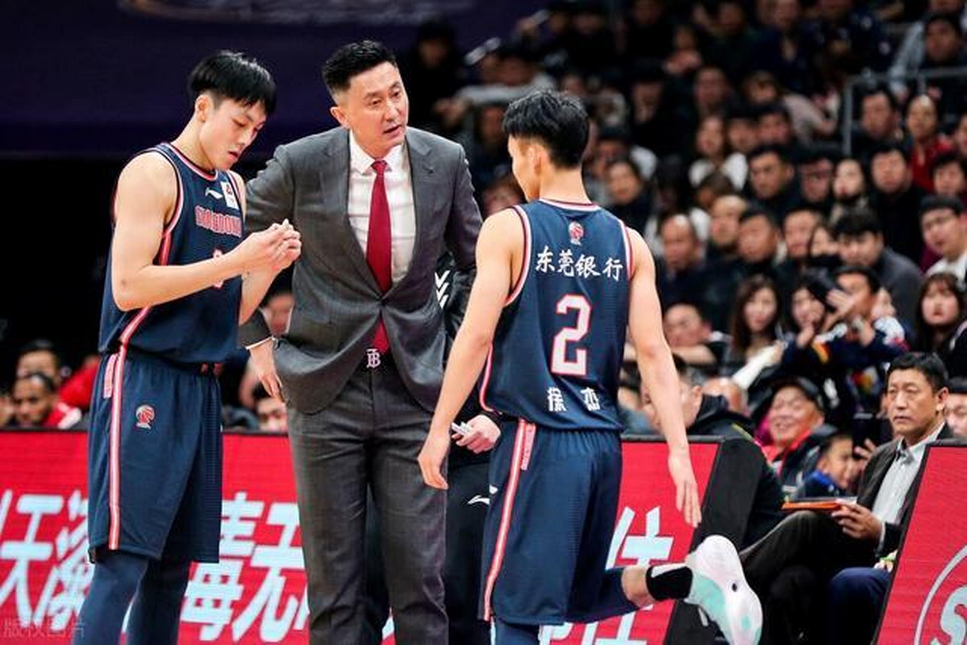 广东男篮伤兵满营,徐杰与胡明轩或带病出征!