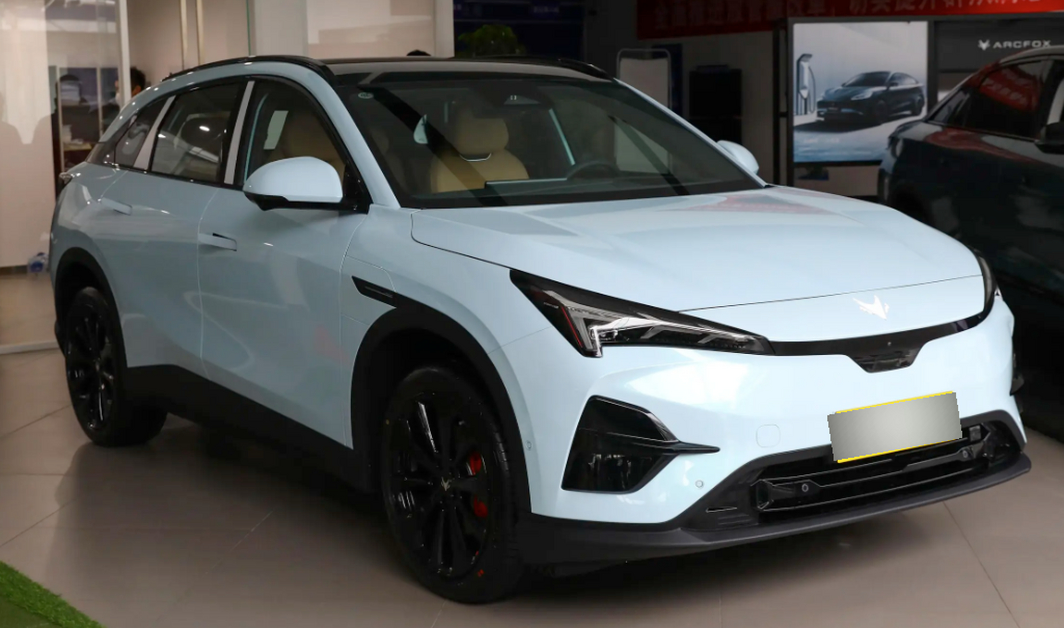 北汽新能源极狐阿尔法t5,十万级纯电suv王者!