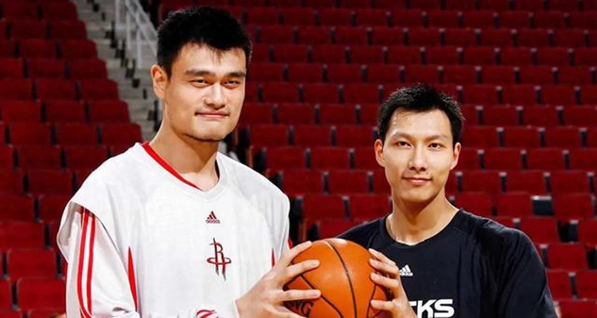 孙悦,阿联,八村塁和姚明这四位亚洲球员的篮球传奇在全球舞台上闪耀.