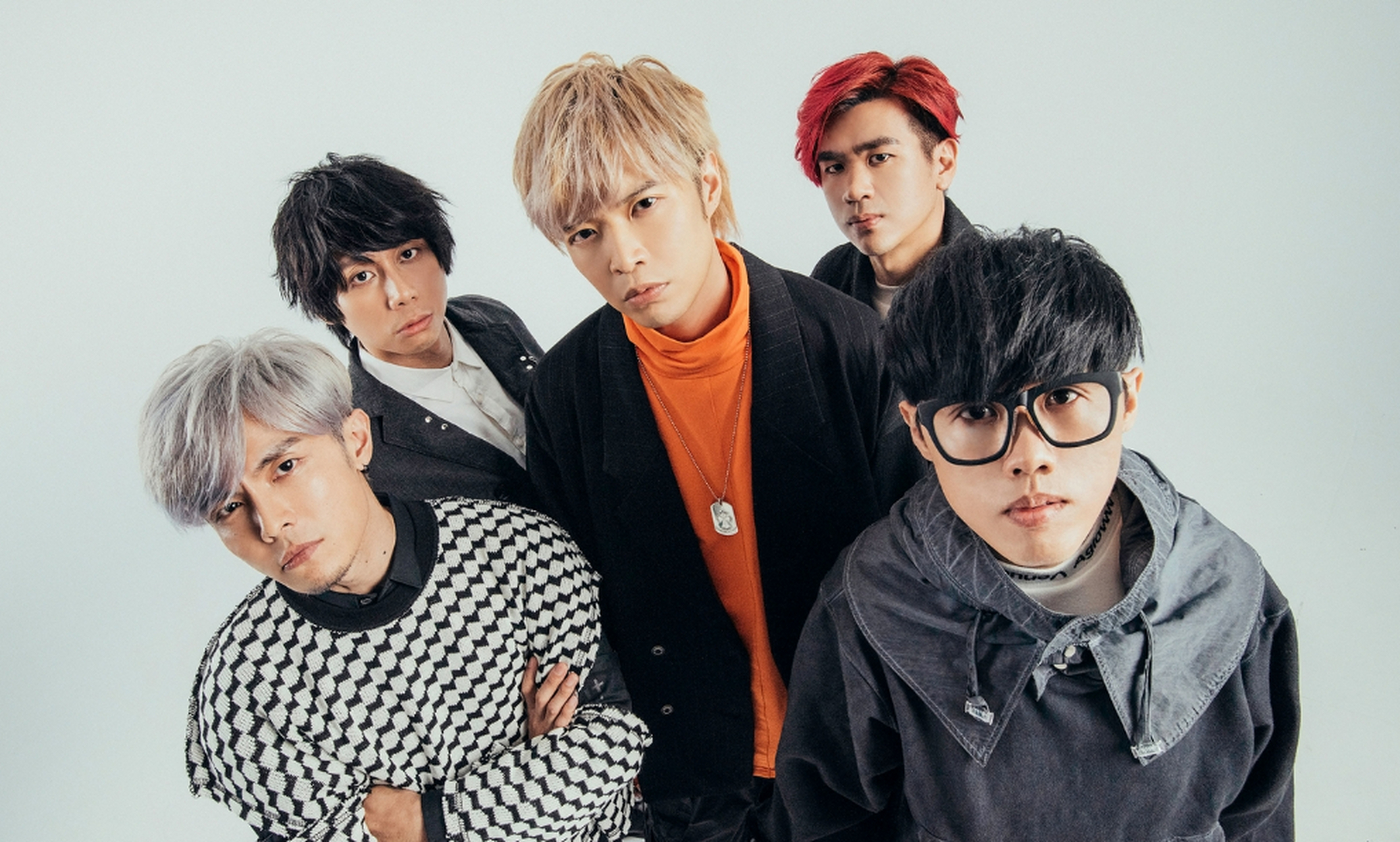 八三夭代言温暖生活节主题,轻摇滚与流行完美碰撞.