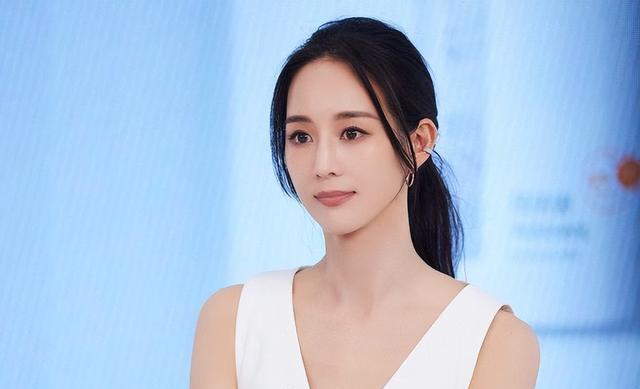 张钧甯,内娱学霸,与赵又廷分手后一直单身,如今41岁传来好消息