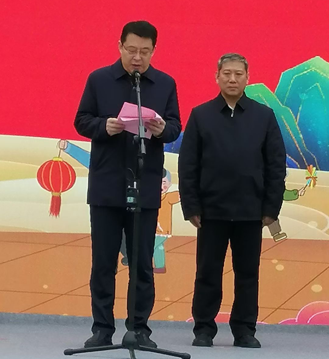 演员翟军图片图片