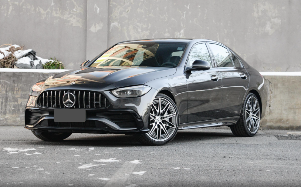 奔驰c级amg新增车型上市,售61.52万元,零百加速4.6秒