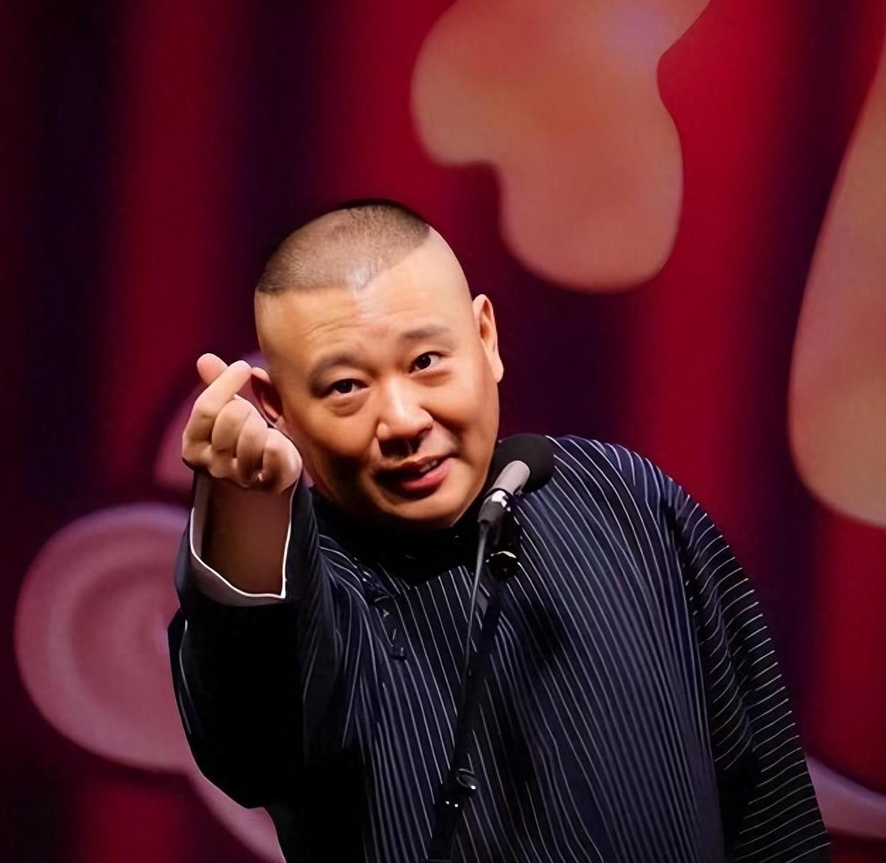 李鹤彪献神秘礼物,特别面条,郭德纲感动落泪?