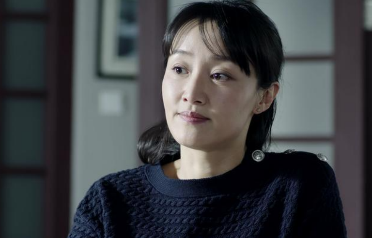 《人名的名义》侯亮平妻子塞给陈岩石的2万元里面,装的全是算计