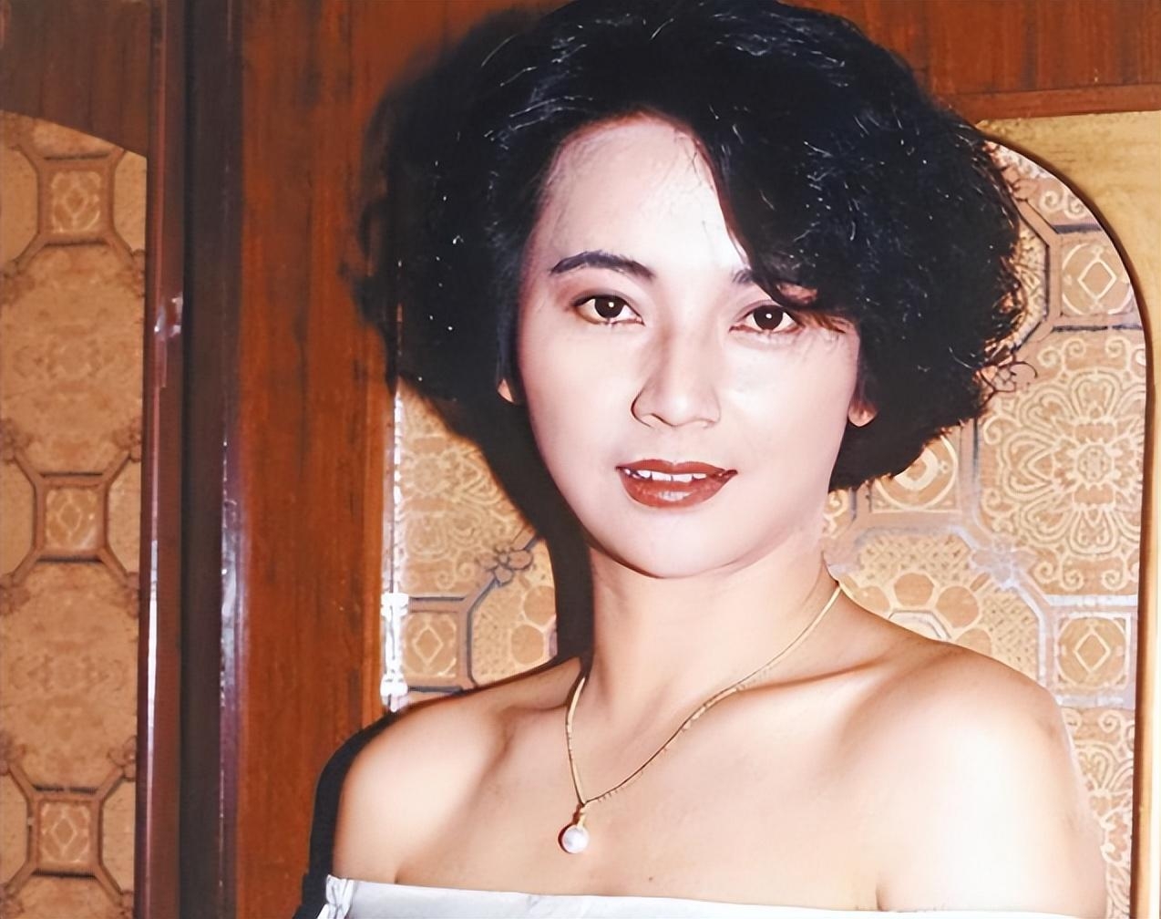 "武打女星杨紫琼:真功夫传奇"