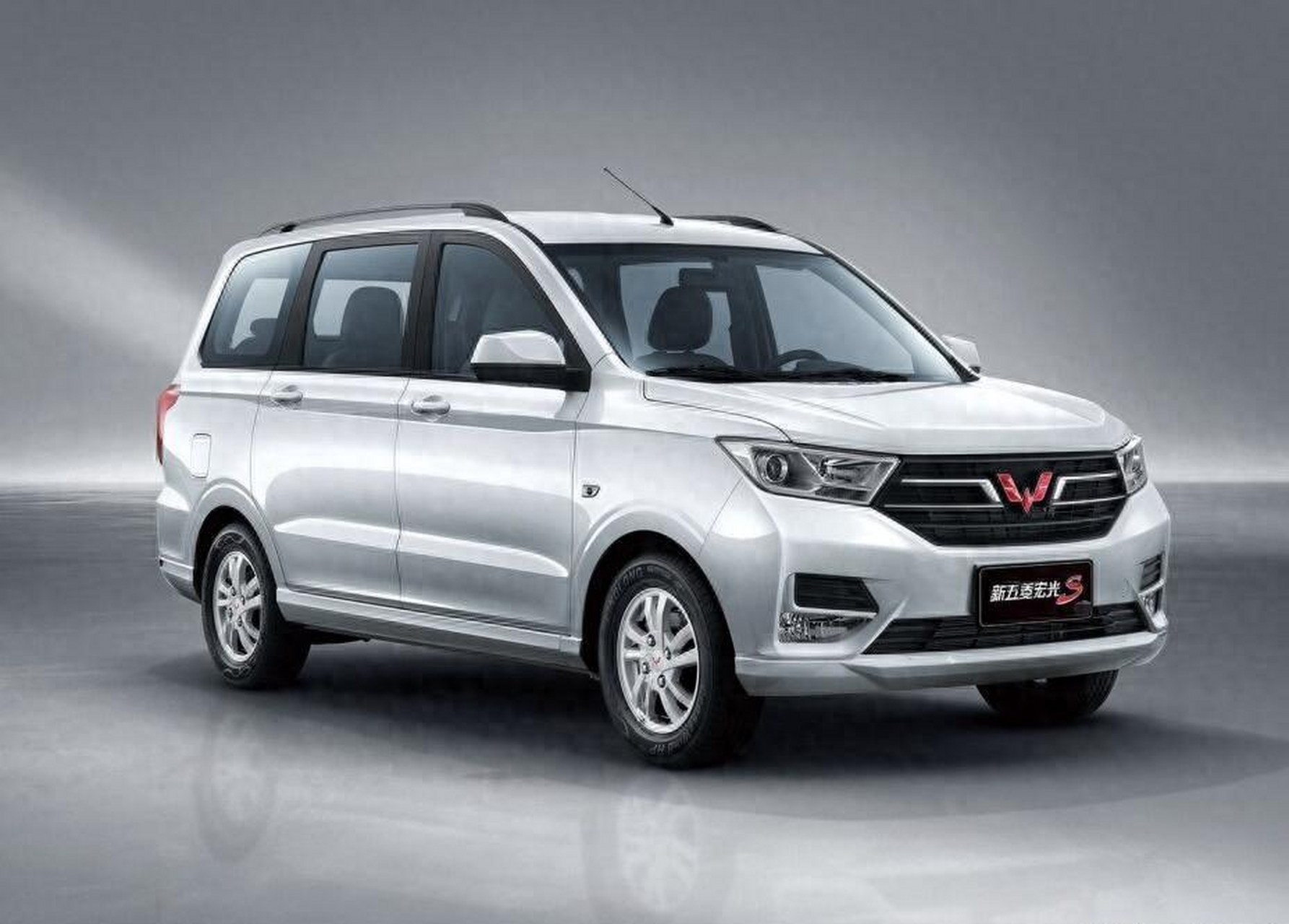 对于注重实用性和价值的消费者来说,菱宏光s是很好的选择,能带来舒适