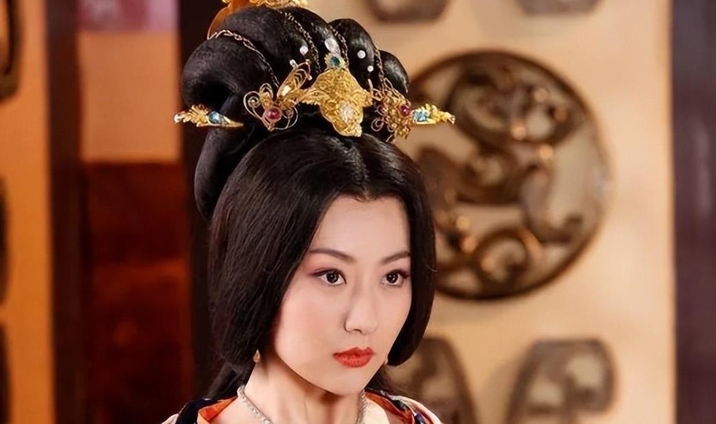 隋文帝驾崩,杨广午后给宣华夫人送同心结,时年27岁