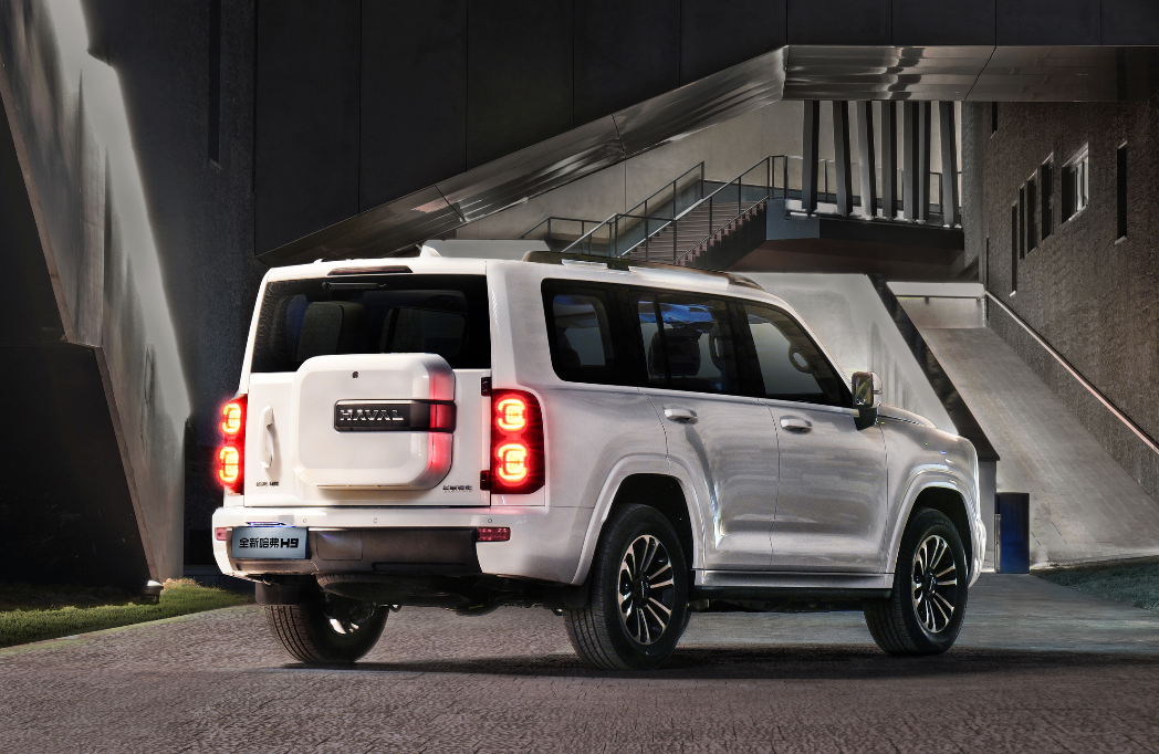 全新哈弗h9官图揭秘:硬派外观 柴油动力,今年上市?