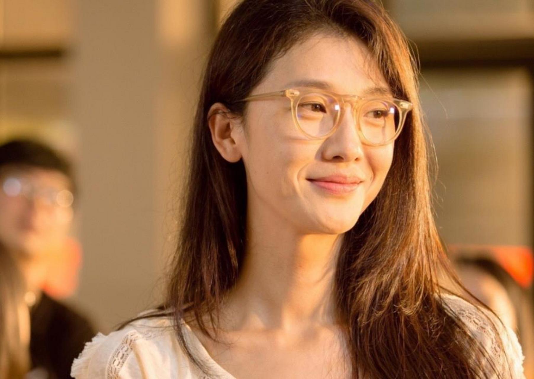 结婚多年,谢晖一直宠爱着倪景阳,他们的女儿已经六