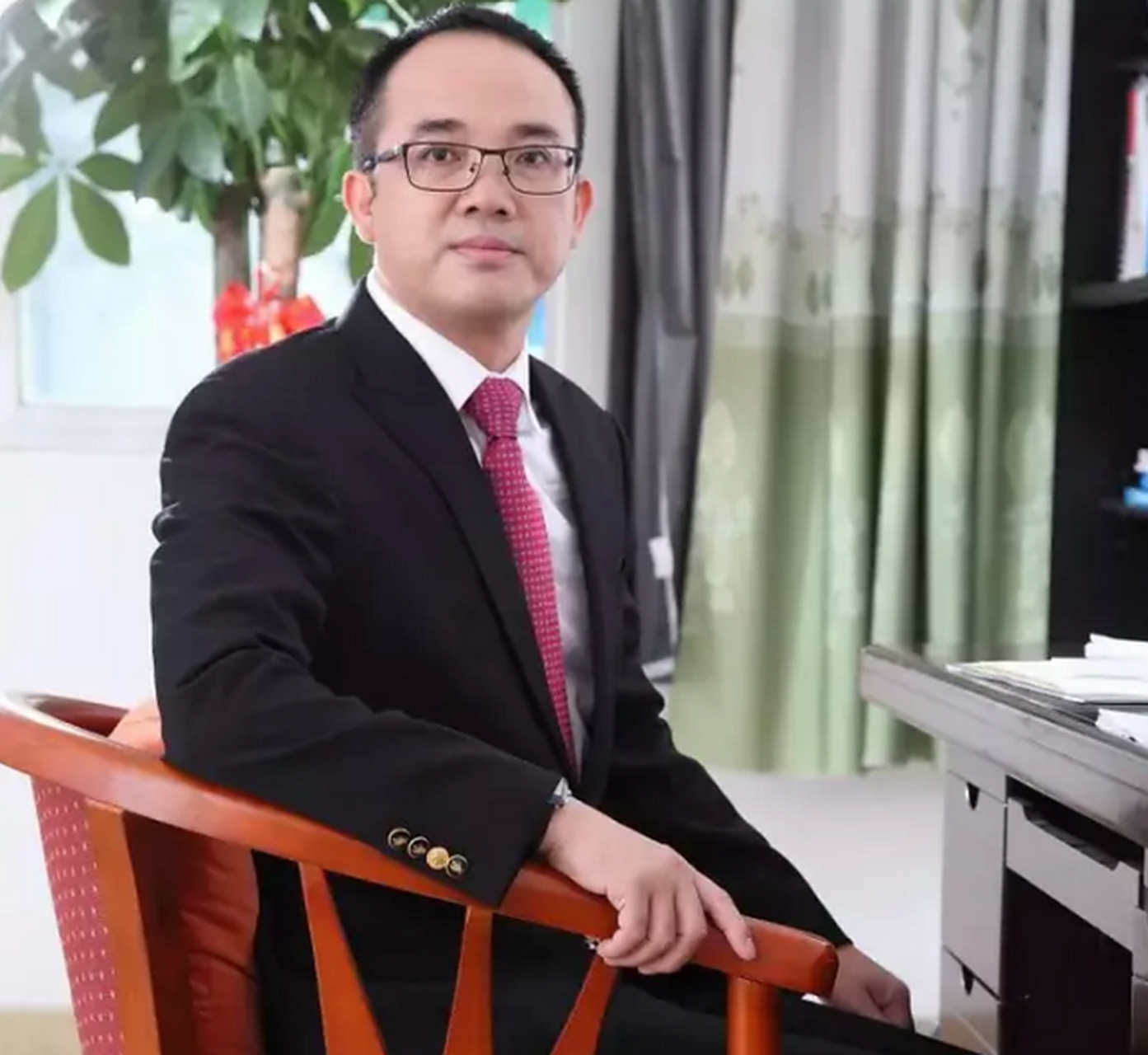 且看福建国资纠纷背后的故事![原文:预亏王合力泰2023年恐.