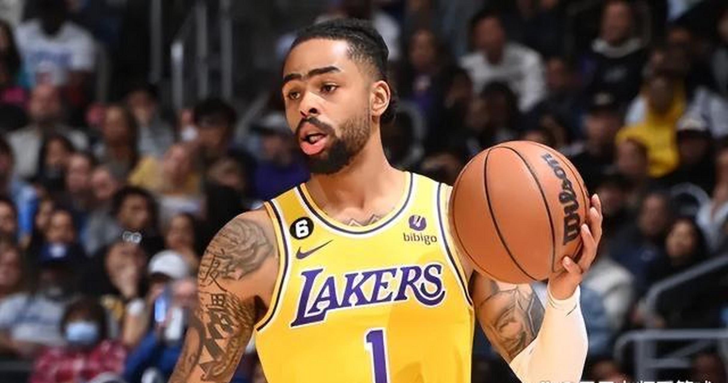 克莱·汤普森在勇士队的荣耀与批评中取得平衡,他的投篮和防守有起伏