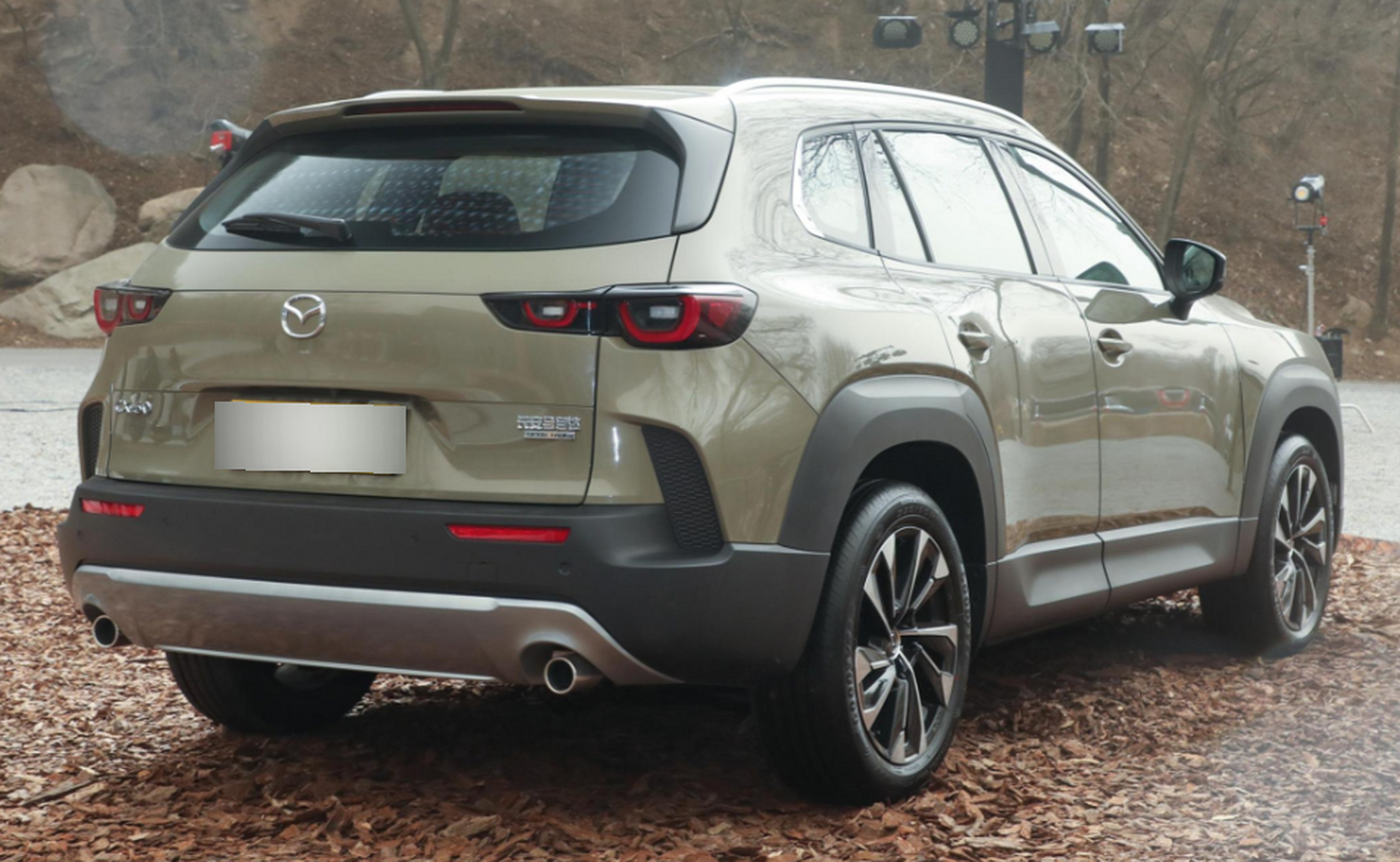 马自达cx-50是一款紧凑型suv,起售价15.98万.