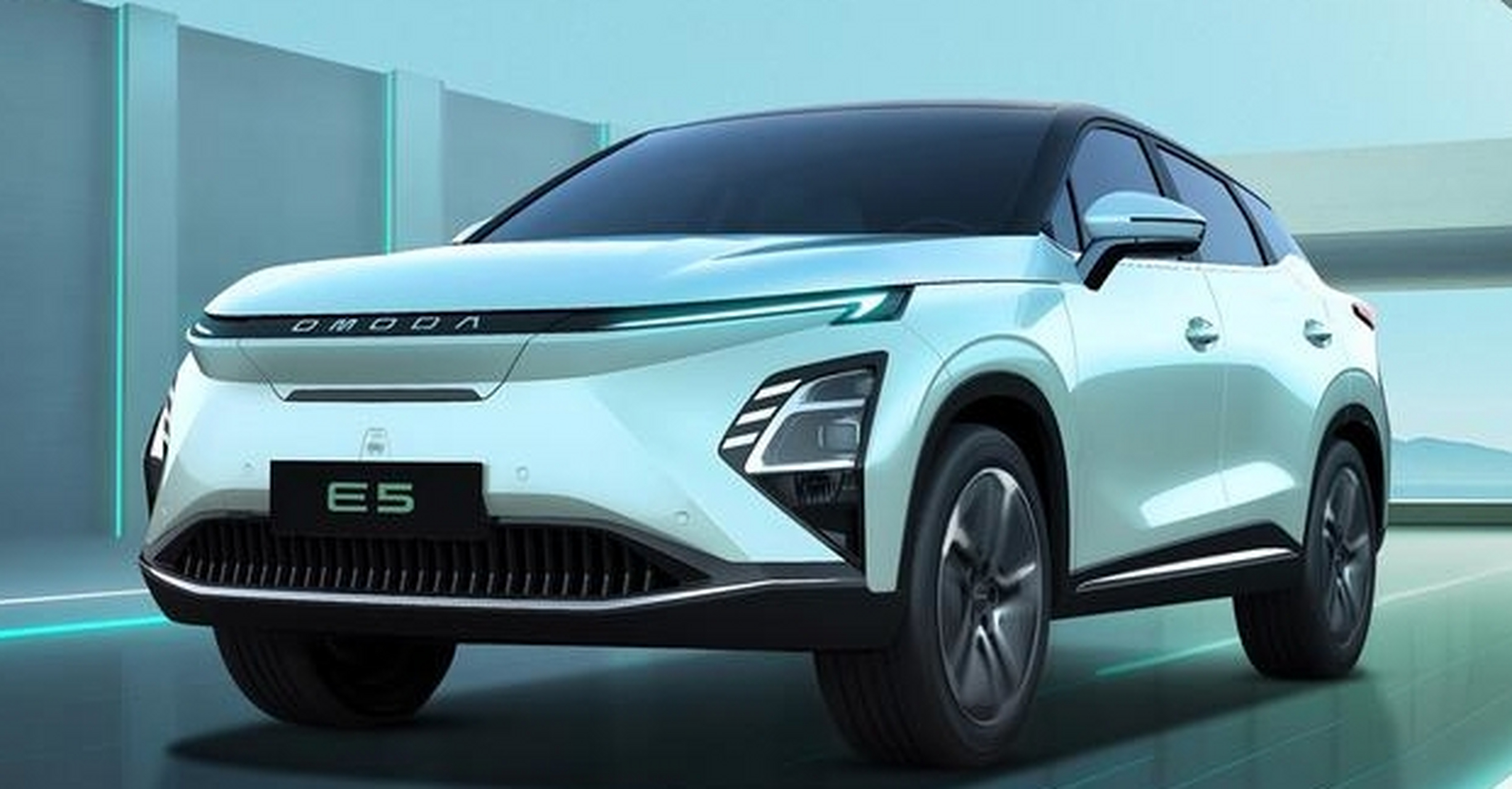 奇瑞欧萌达e5电动车型惊艳亮相俄罗斯!