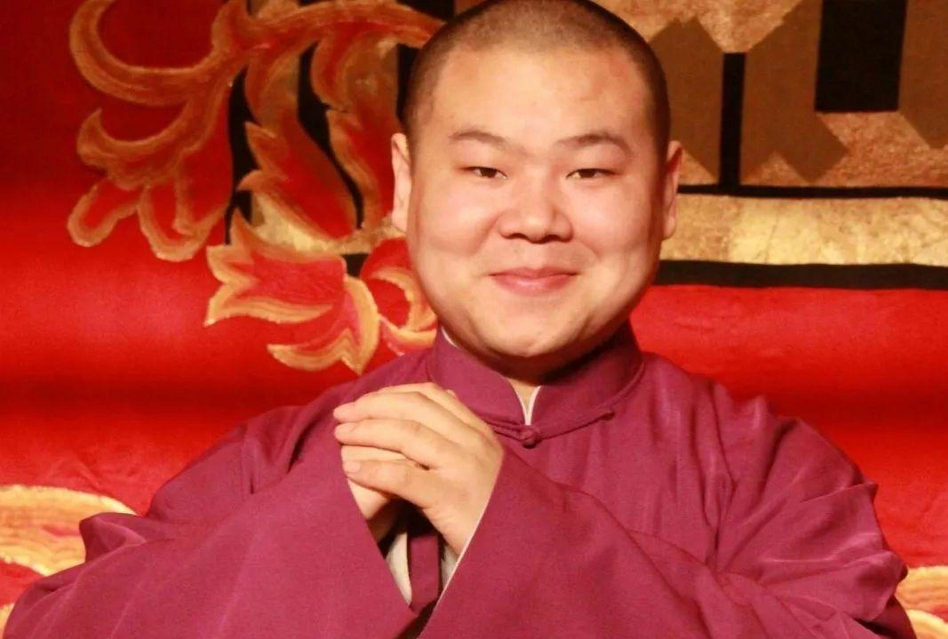 岳云鹏: 央视春晚的独角兽! 自嗨式表演有争议?