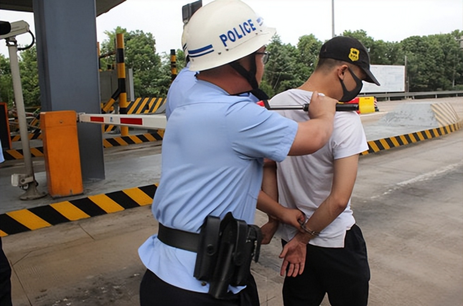 新年伊始,乡镇干部们肩负着多重使命:经济发展,社会