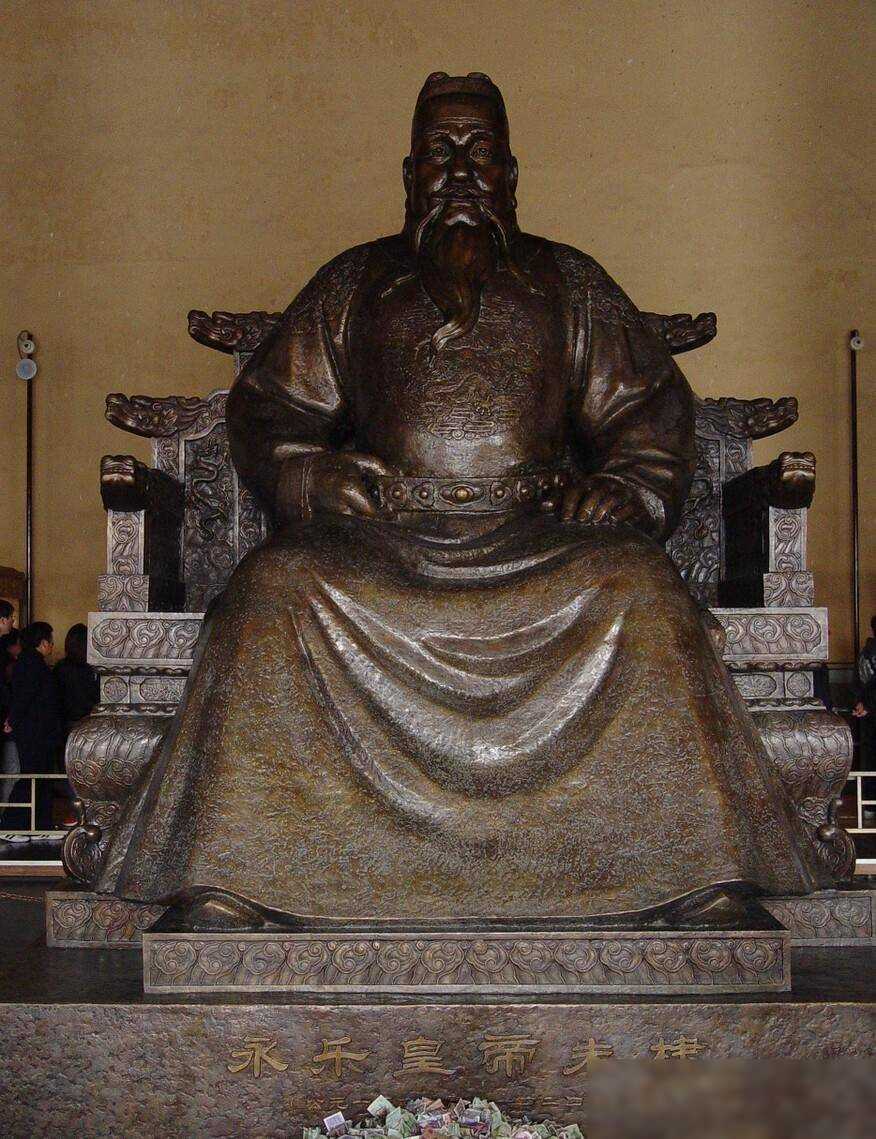 如果朱允炆不逃跑不自杀,那么朱棣会如何收拾局面?答案:回北京