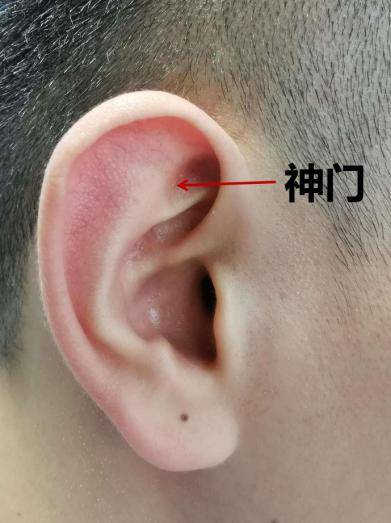 不能吃什么?带状疱疹按3穴位1茶饮促进恢复