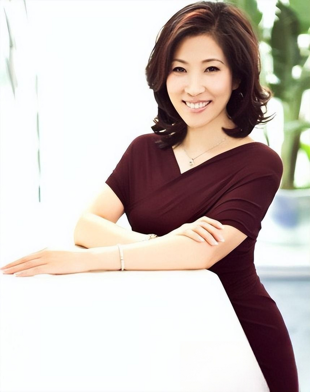 吴冰从体操运动员到商界巨头,经历辉煌与跌落.