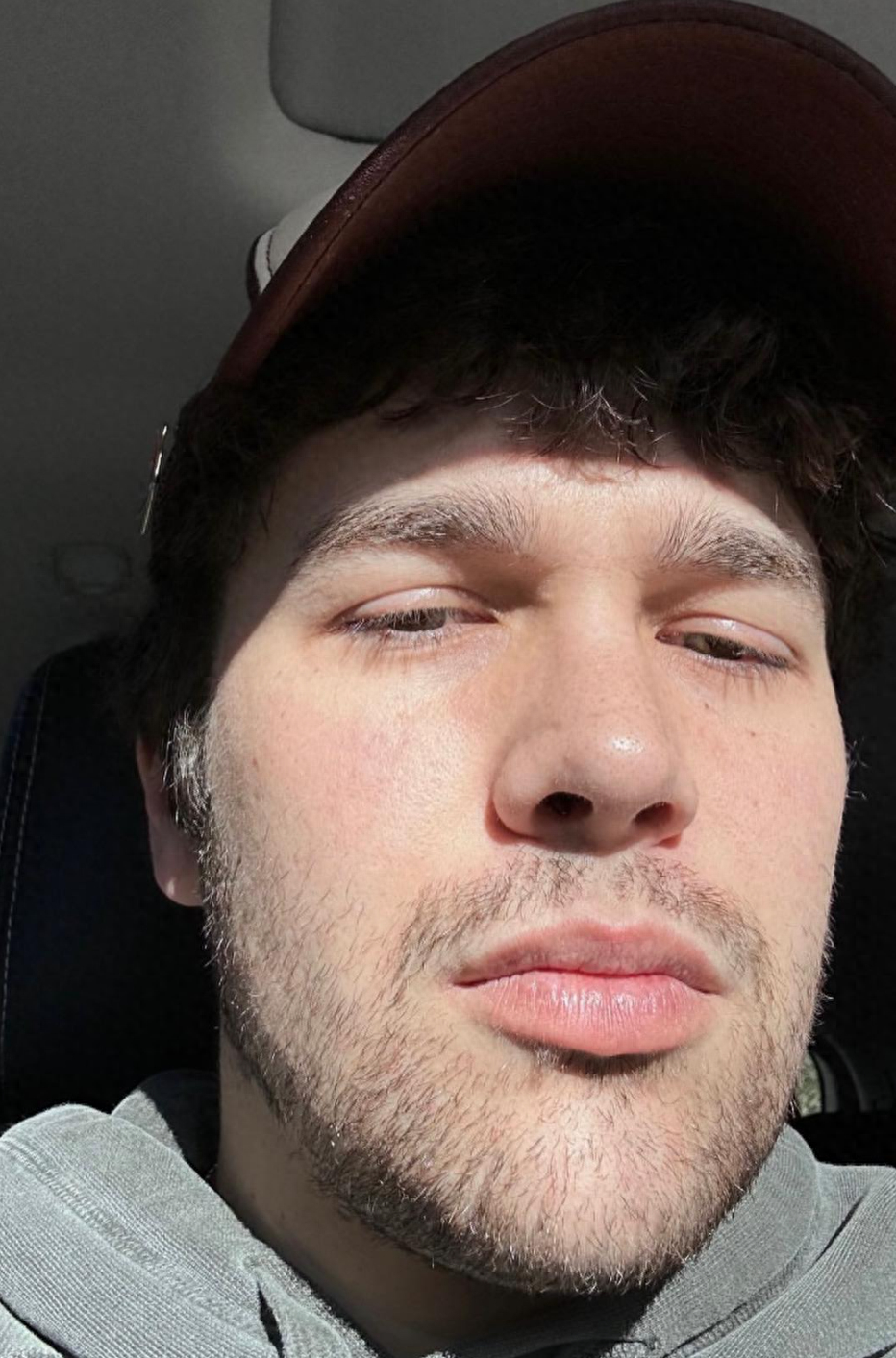 阳光直男的胡子时代:austin mahone的成熟之路