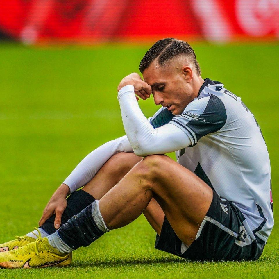 坎坷天赋之路:德乌洛费乌的足球人生