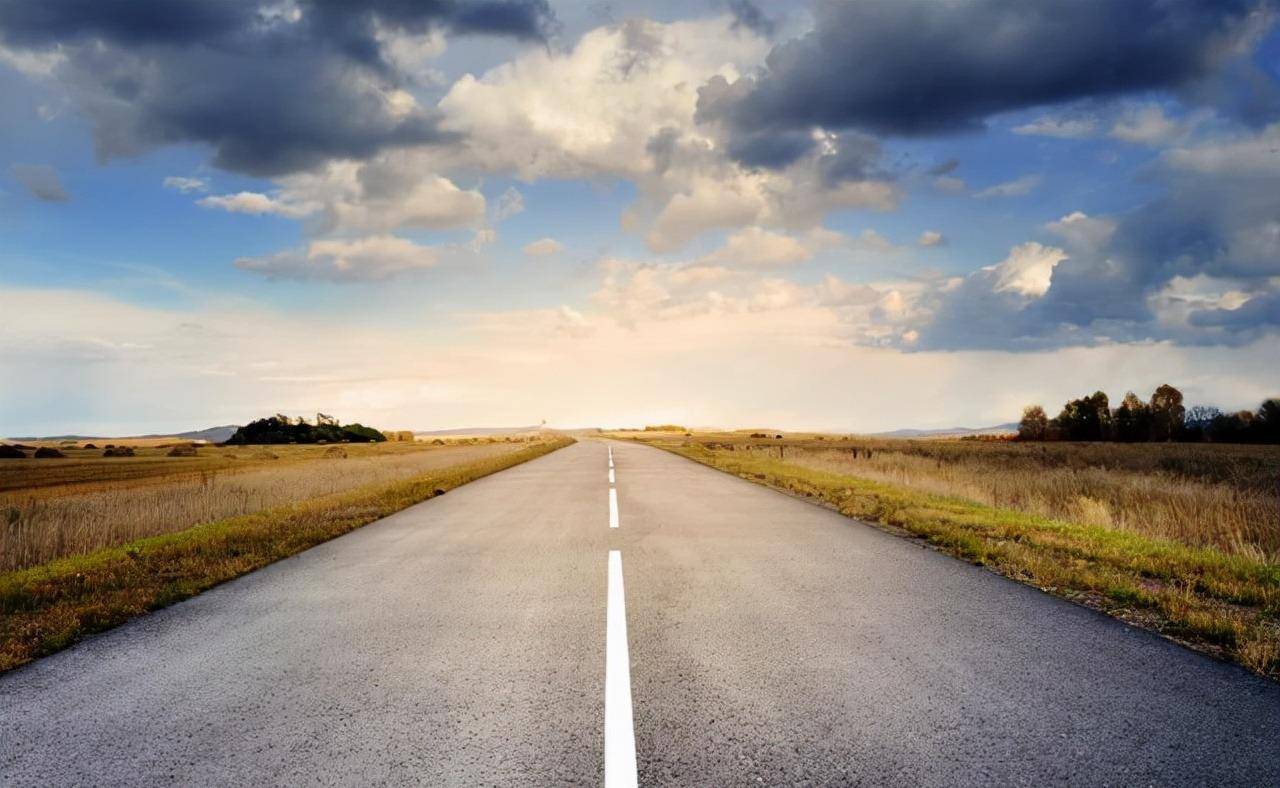 《没有一条路是重复的》:余华的人生哲学与文学探索