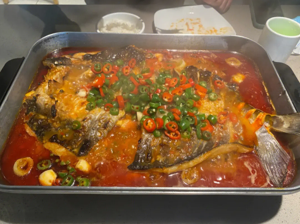 半天妖烤鱼:蕴含丰富的历史文化和地方风情