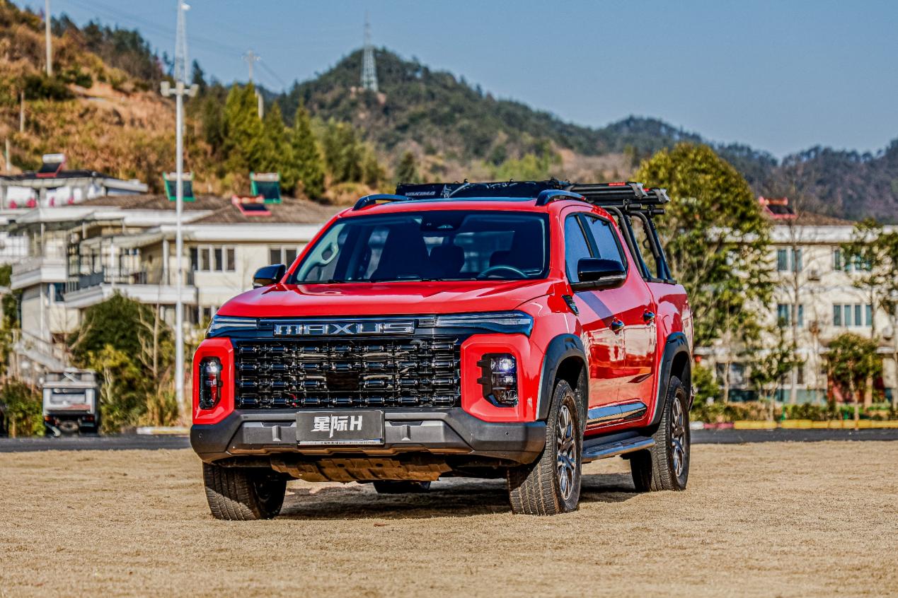 上汽大通maxus星际皮卡,冬季滑雪最佳拍档