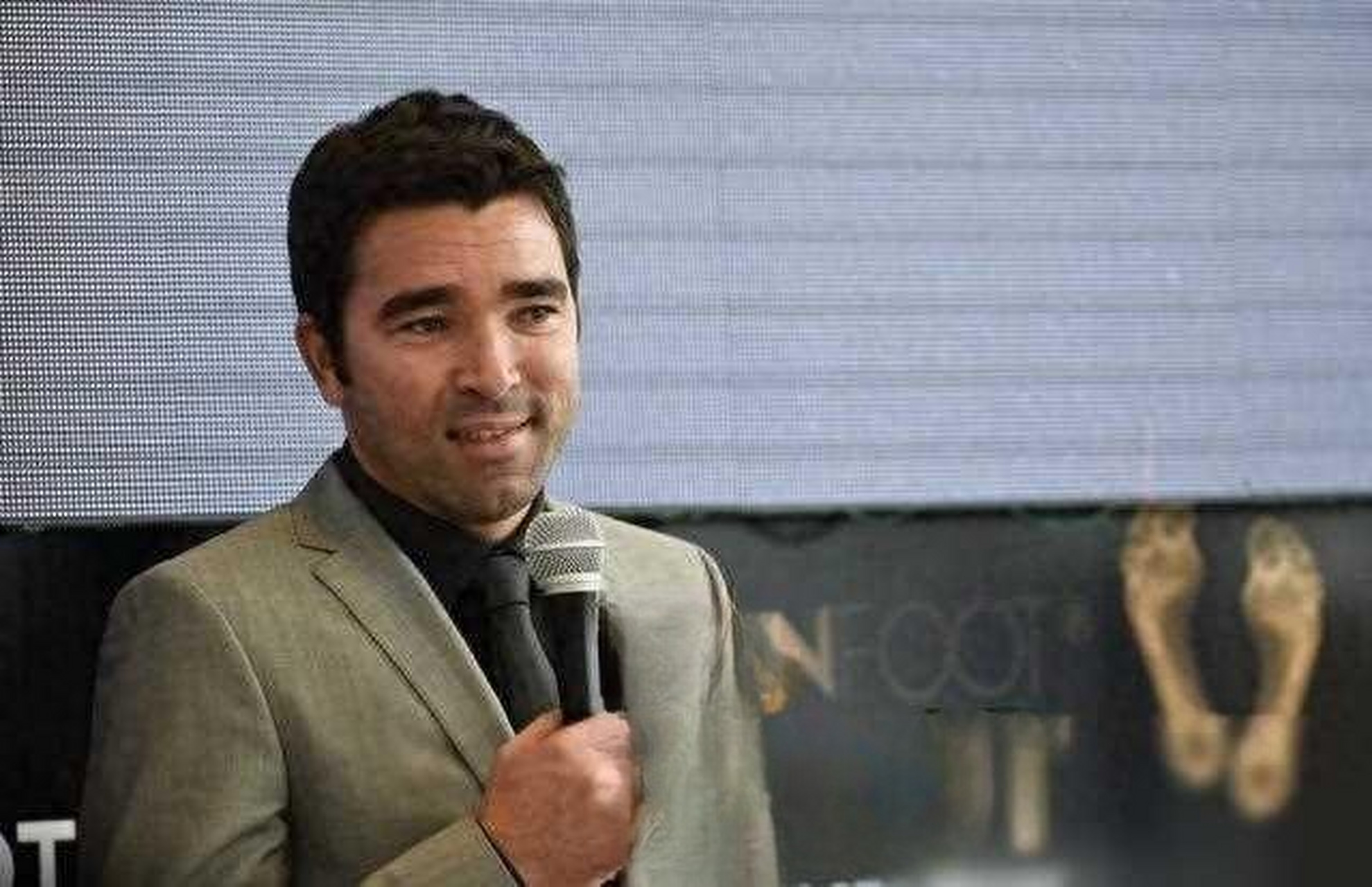 德科力挺弗利克vs拉波尔塔独宠恩里