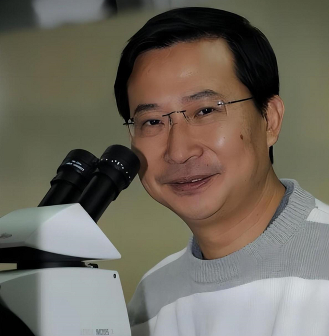 饶毅,一位在生命科学领域有卓越贡献的科学家,辞去美国职务回国全职