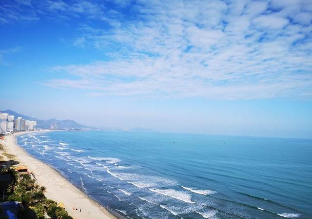 探索惠州双月湾,发现广东最美丽的海滩度假胜地