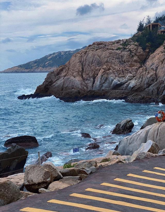 探索惠州双月湾,发现广东最美丽的海滩度假胜地