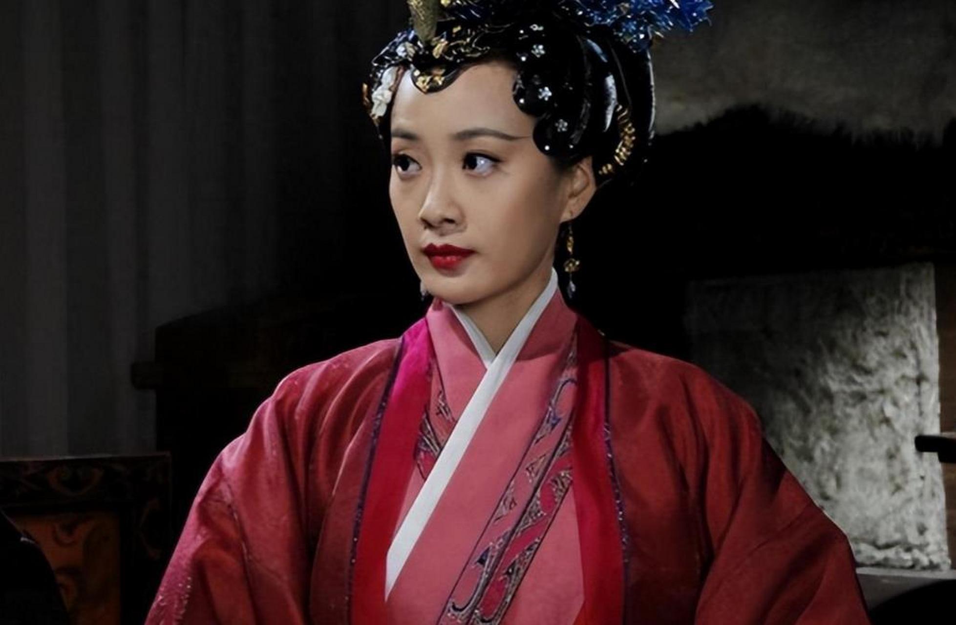 徐梵溪,女演员原名翠儿!多次改名求突破.