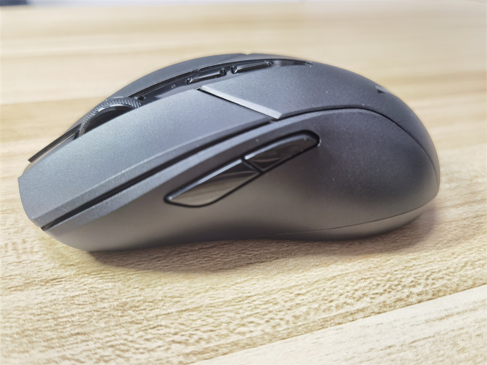 专为中小手设计,轻量化高配双模游戏鼠标雷柏V300PRO确实不错