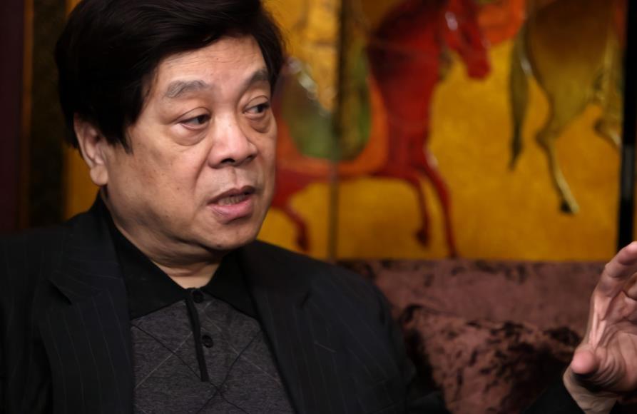 邢质斌:主持35年零失误,罗京去世后自愿请辞,她如今怎样了?