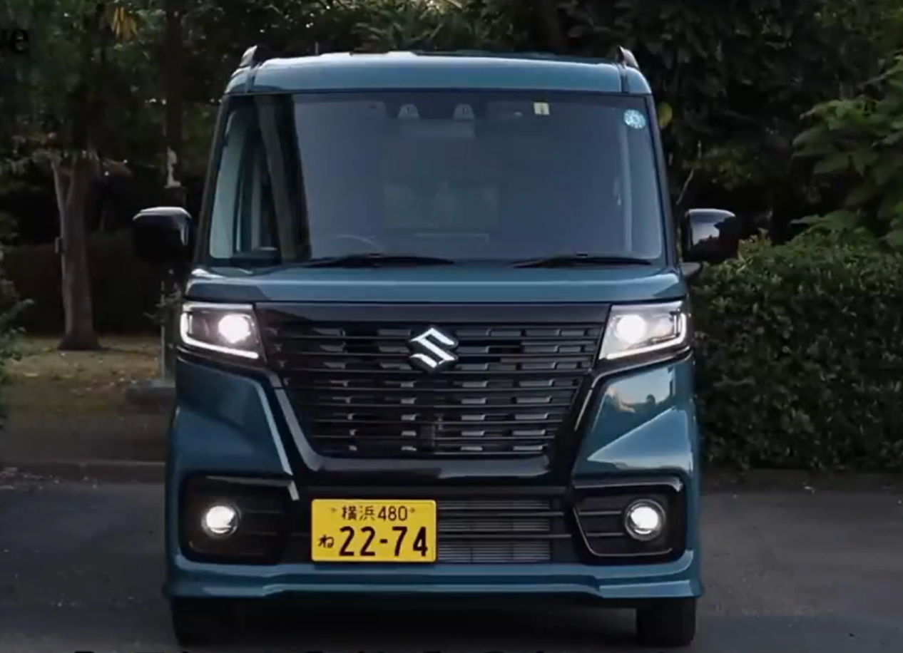 全新铃木版"埃尔法"实拍,造型小巧,搭0.66l发动机