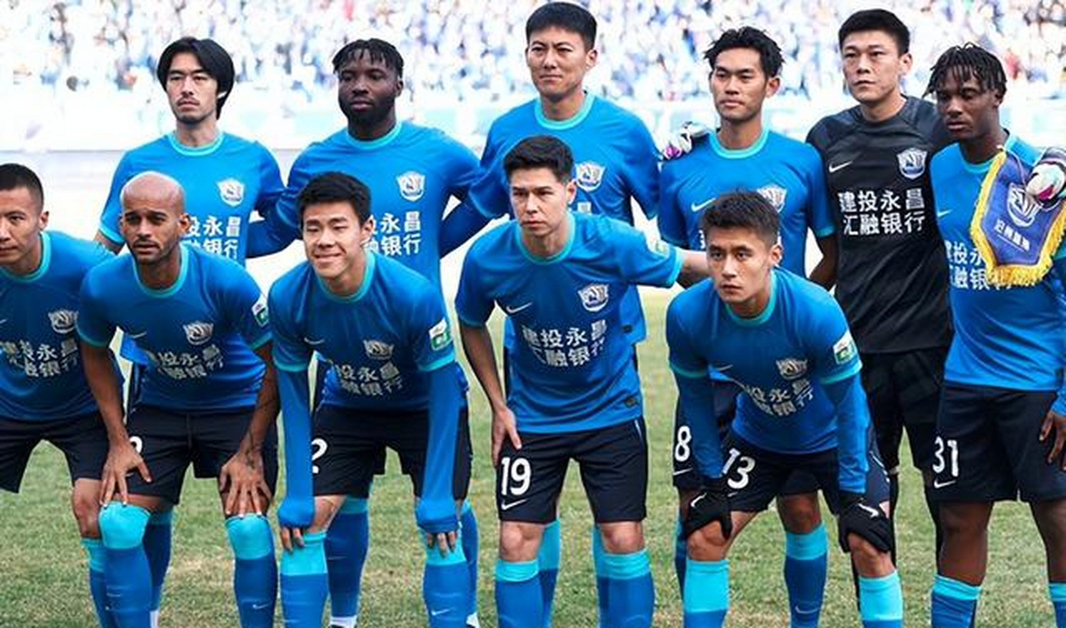 严管裁判和俱乐部,批评沧州雄狮队进场迟到等举措纷纷出台.