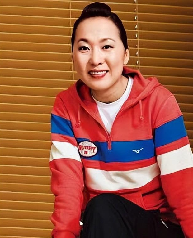 回顾"东方神鹿"王军霞:退役移居美国,3个孩子3个爹,人生赢家