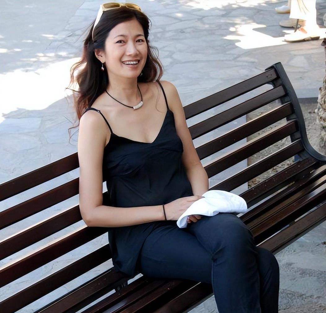 回顾:女星李芸,父亲和伯父都是名演员,她出国后离婚又再婚