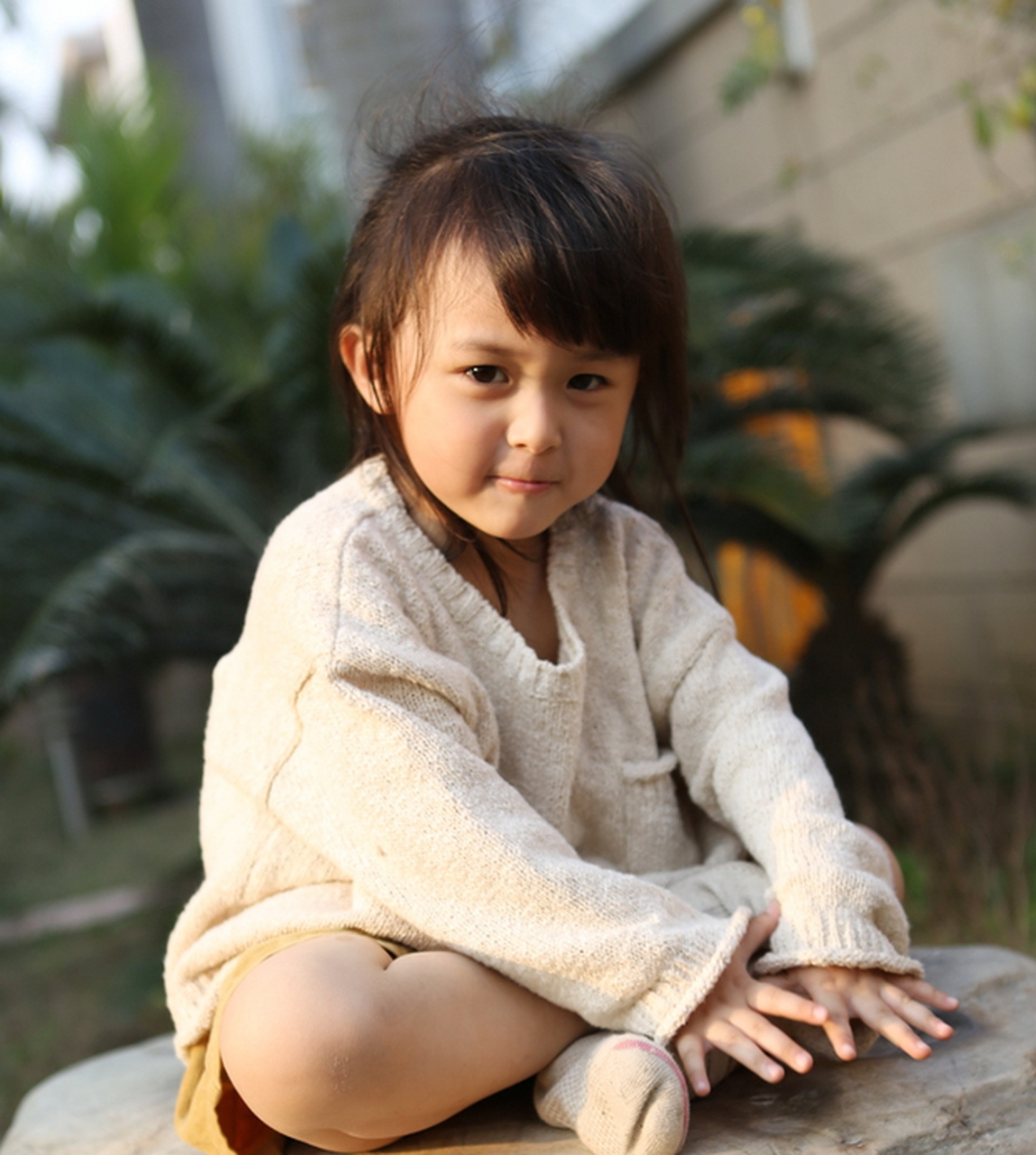 以童星刘楚恬为镜,揭秘他们面临的压力,成长的困惑和公众的误解.