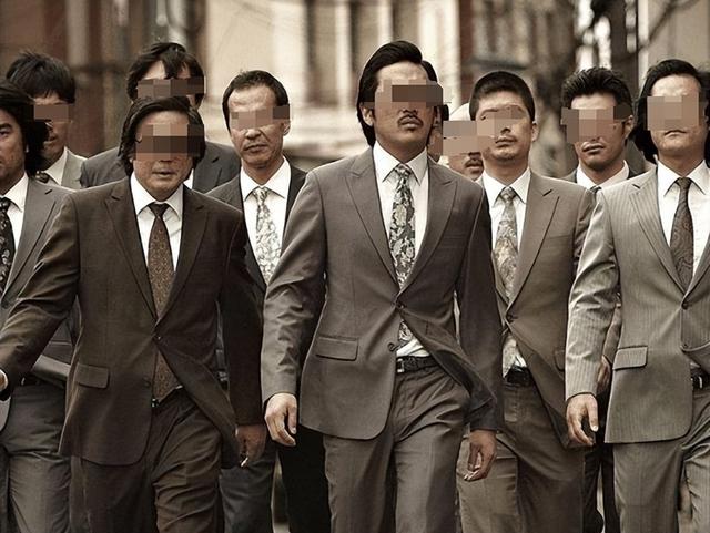 回顾:重庆黑老大王平被执行注射死刑,行刑前浑身抽搐流泪不止