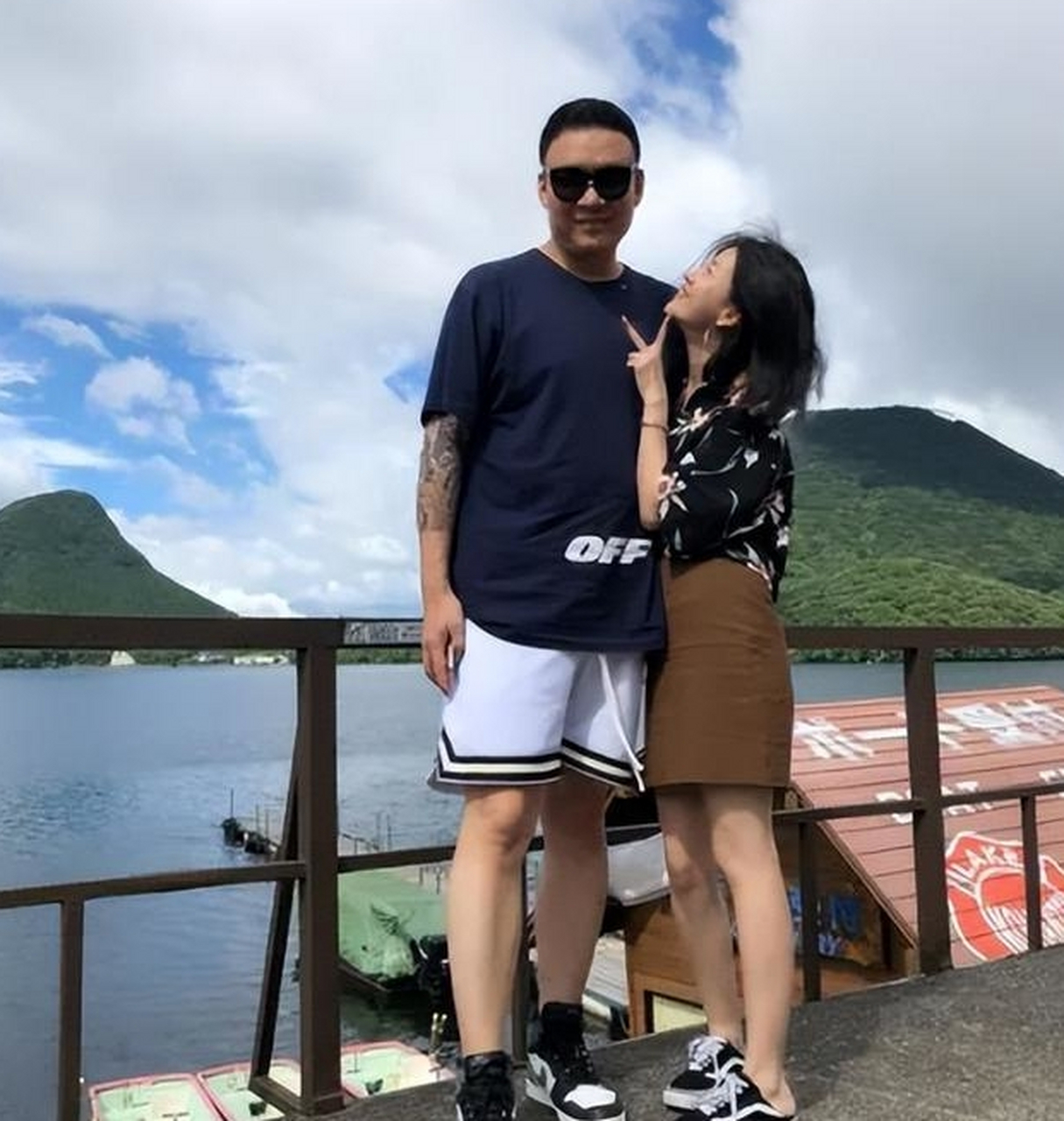 李嘉格与车澈的爱情故事是追梦与爱情的交织.