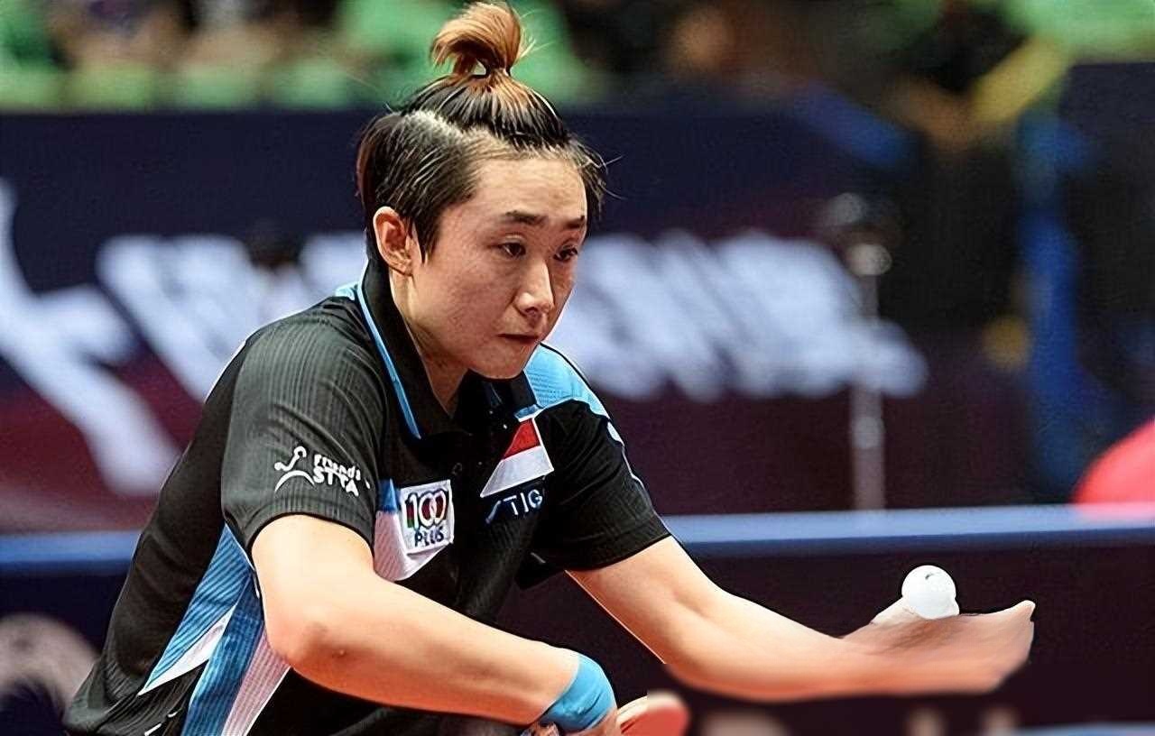 冯天薇:新加坡之路,战胜困境,成就人生巅峰