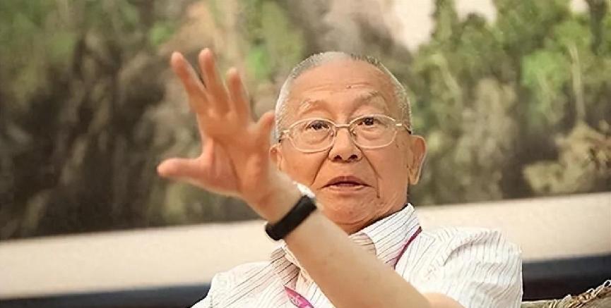 中国"体坛恶人"魏纪中:排挤郎平,刘国梁,如今88岁仍生龙活虎