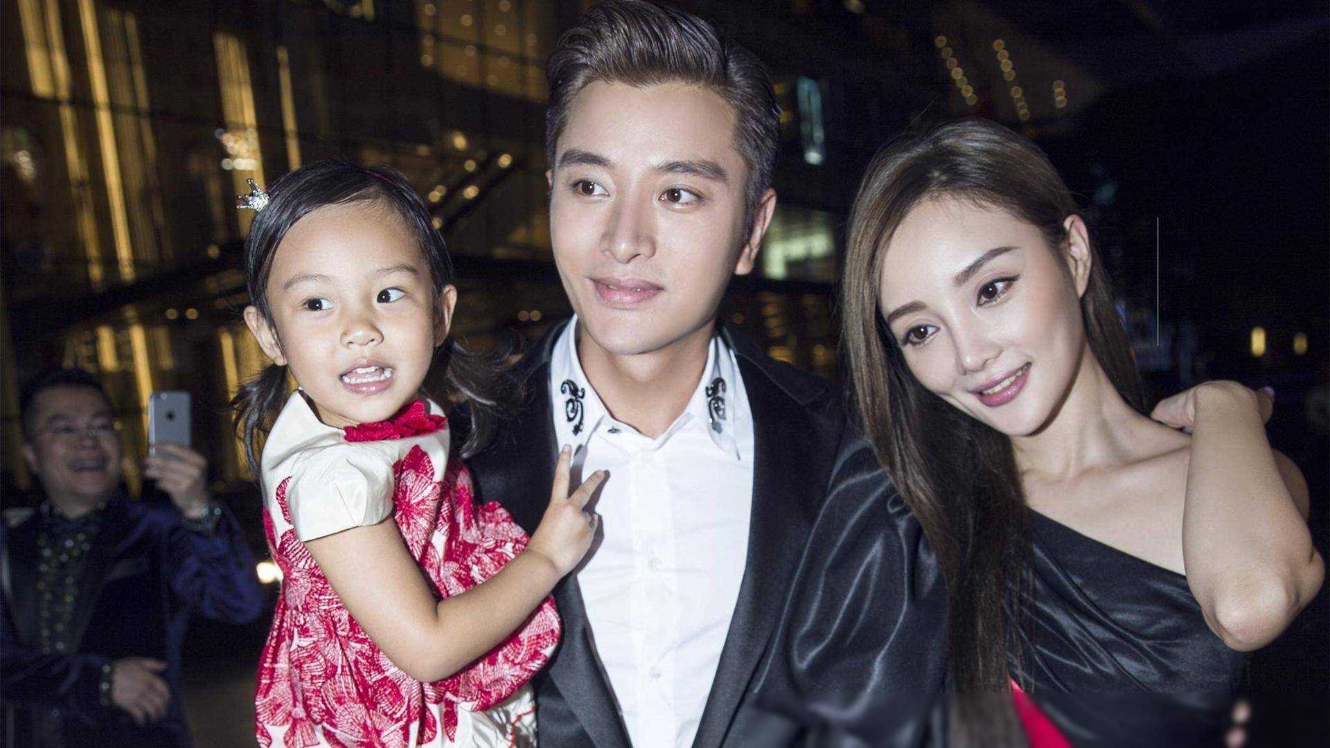 为了甜馨的未来,贾乃亮牺牲有多大?不惜放弃和李小璐争夺抚养权