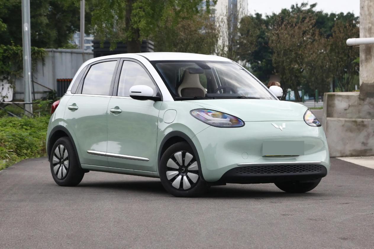 五菱又一"全能王",颜值高过哪吒,价格香过海鸥荣耀版