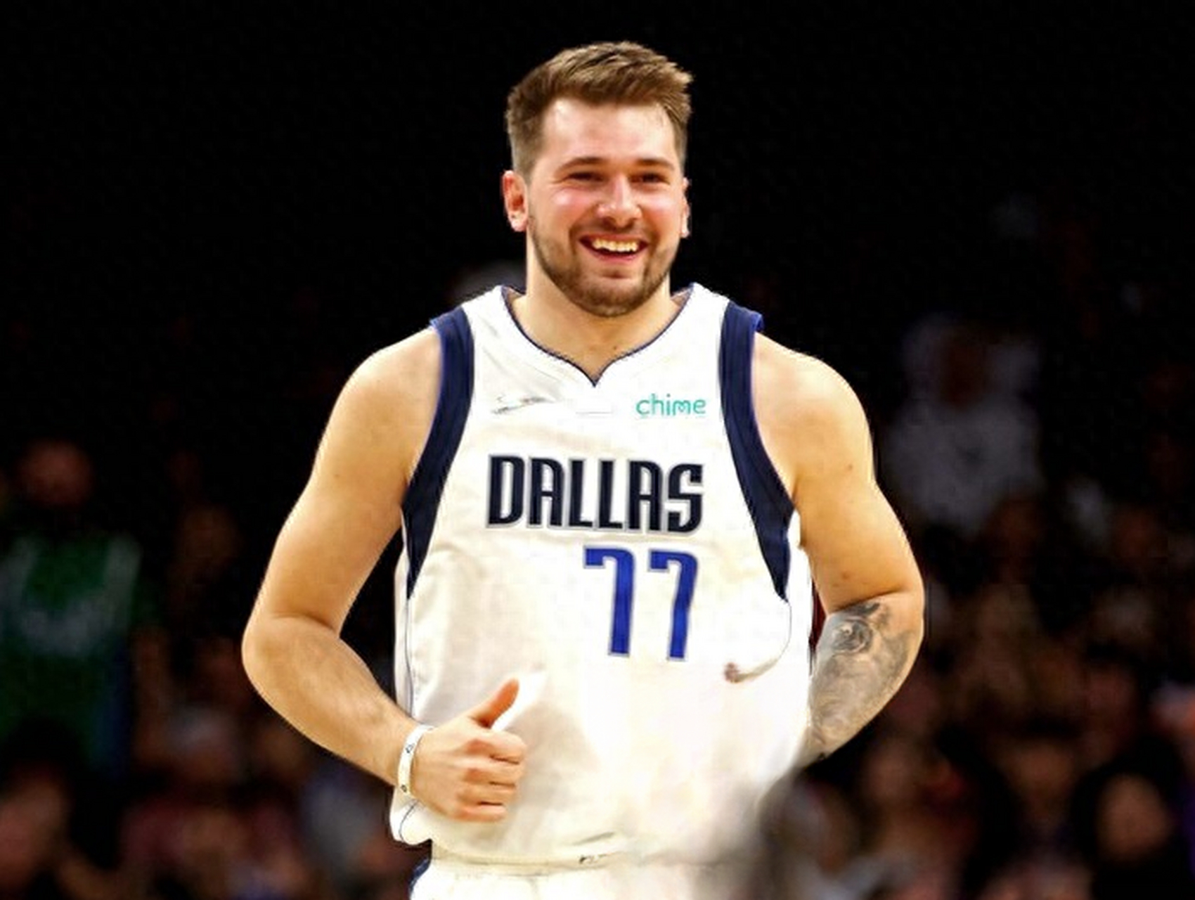 nba球员卢卡·东契奇在全明星赛后表现超凡,连续打破纪录,引领独行侠