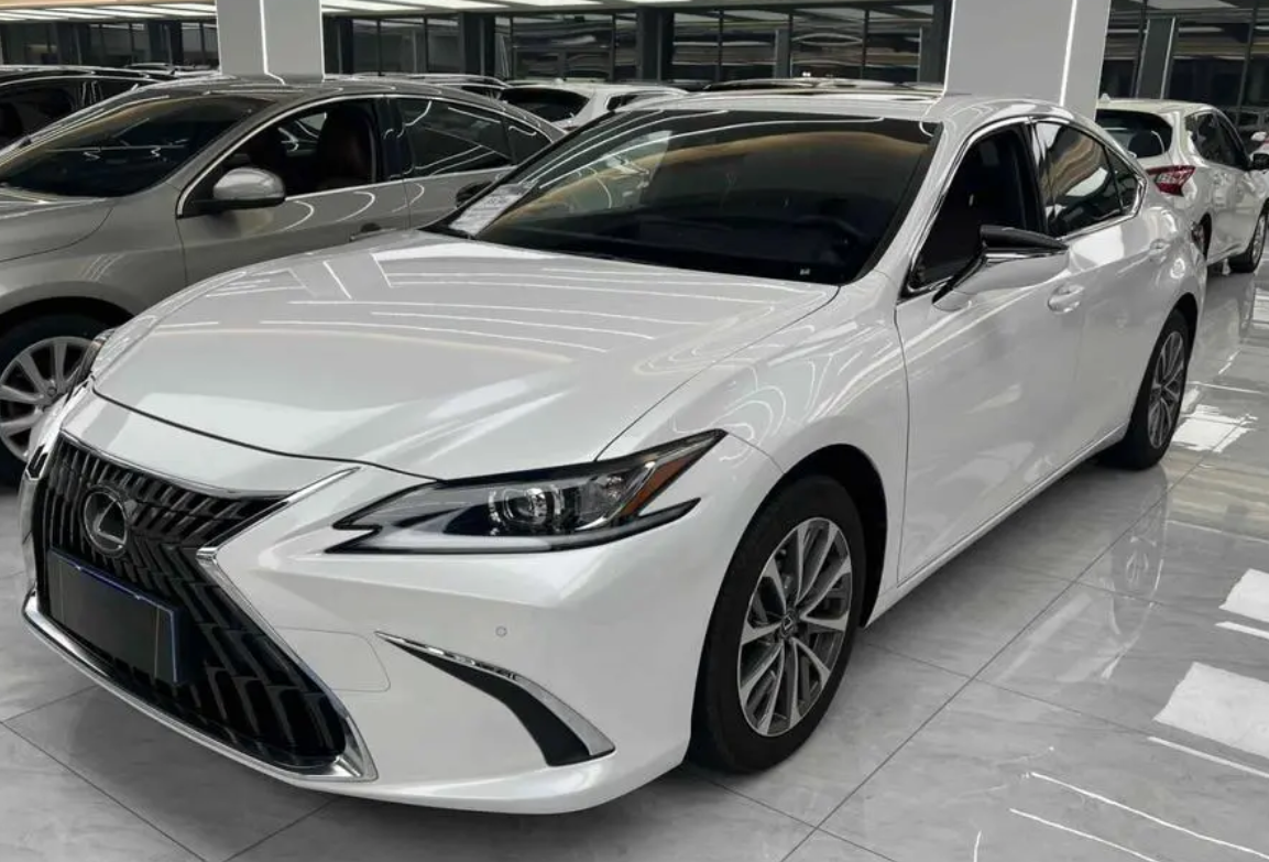 2022款雷克萨斯es动力强劲,但价格真的值得吗?