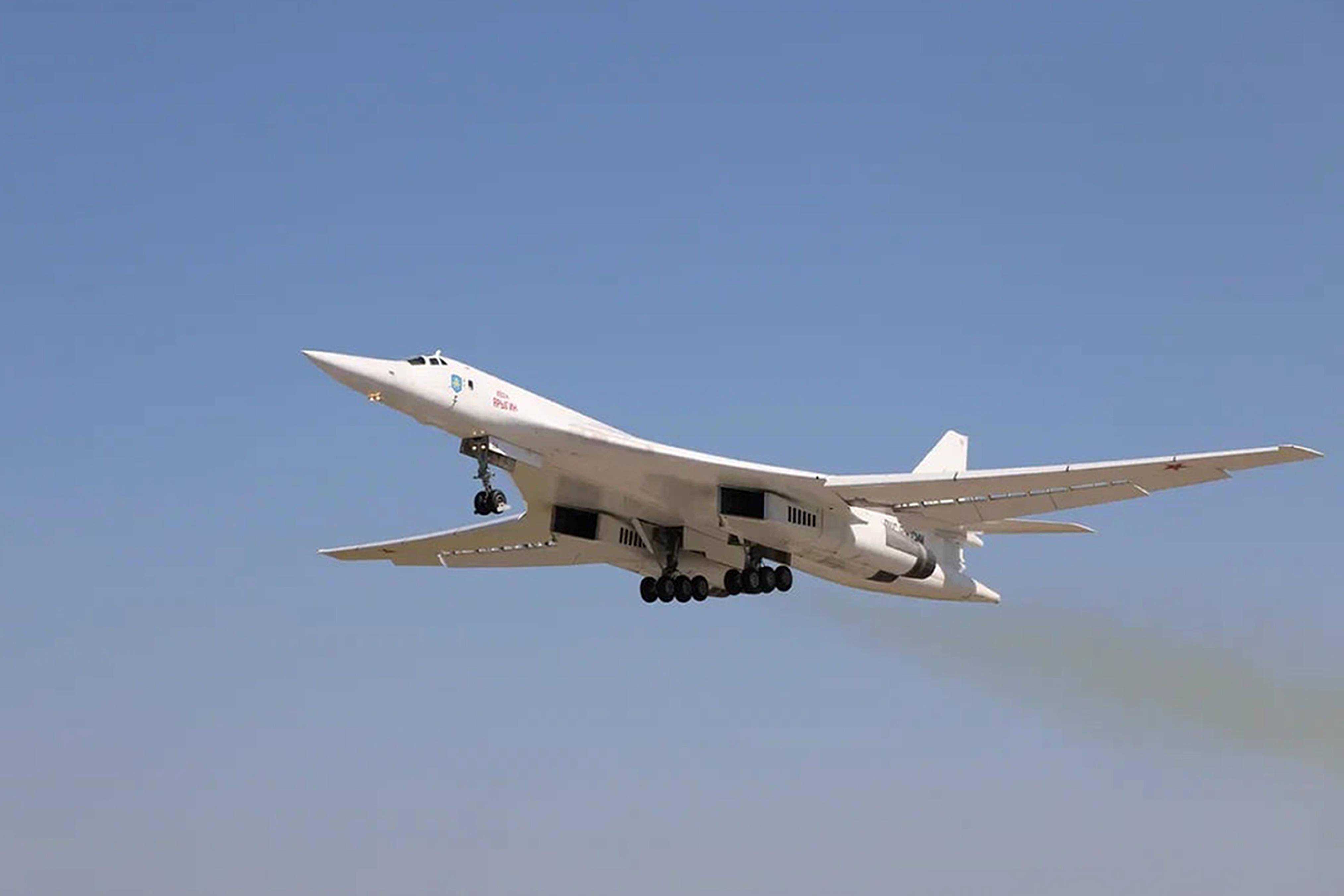 俄轰炸机"海盗旗"再度崛起,引发全球关注!